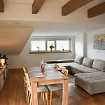 Sina Apartma *